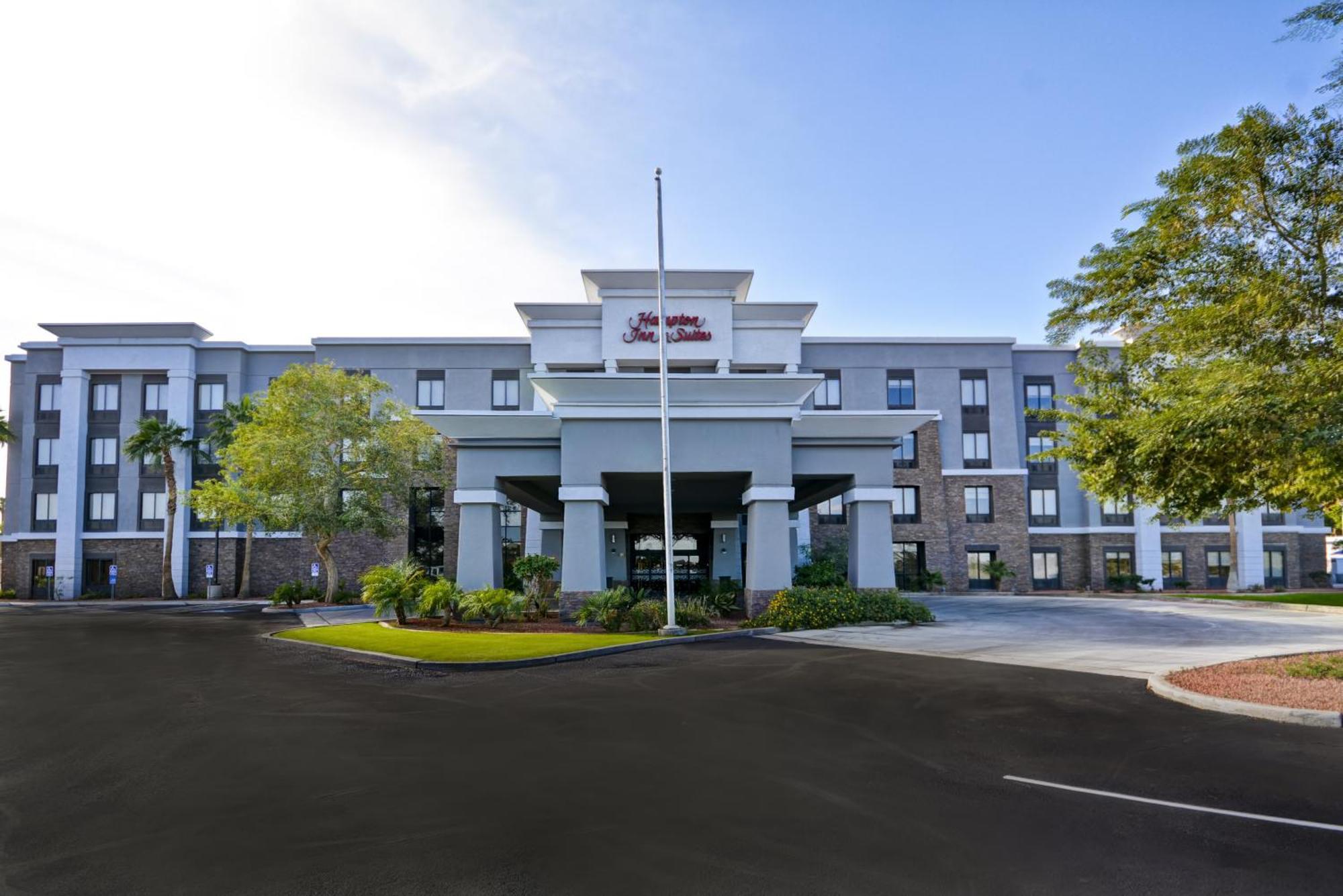 Hampton Inn & Suites Yuma Exterior photo